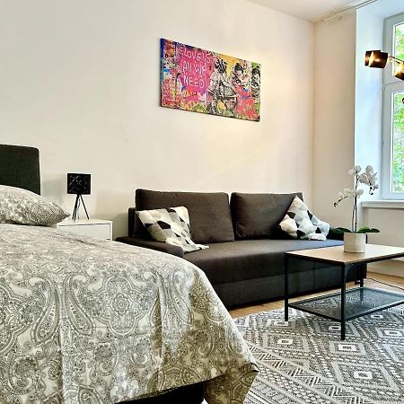 Lfg Stylish Studio Near Center Apartment Виена Екстериор снимка